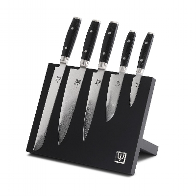 Yaxell Ran -  magnets�t - 5 dele