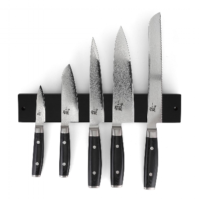 Yaxell Ran -  magnets�t - 6 dele